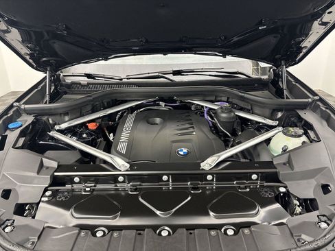 New 2026 BMW X5 xDrive40i w/ Executive Package AWD/4WD image 8