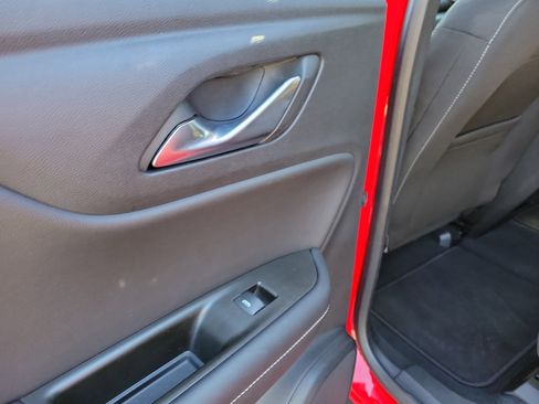 Used 2023 Chevrolet Blazer LT image 13