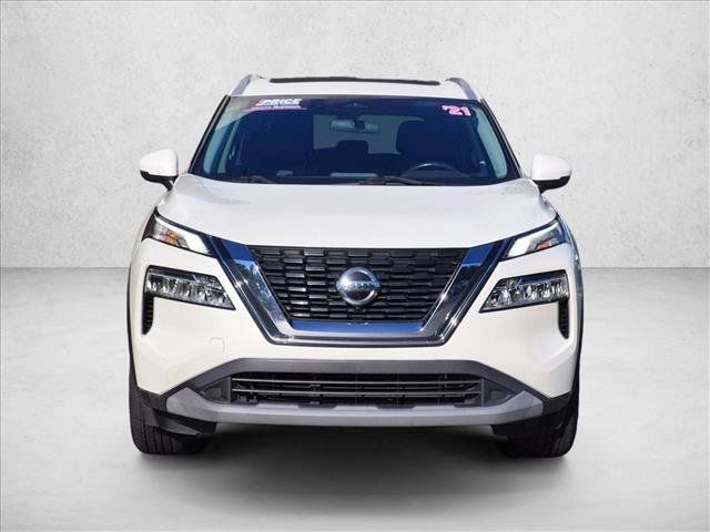 Used 2021 Nissan Rogue SV w/ Premium Package FWD image 2