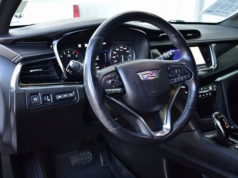 Used 2020 Cadillac XT6 Premium Luxury image 45
