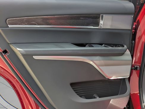 New 2026 Cadillac Vistiq Premium Luxury AWD/4WD image 14