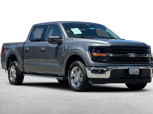 Used 2025 Ford F150 XLT w/ Equipment Group 301A Standard RWD image 8