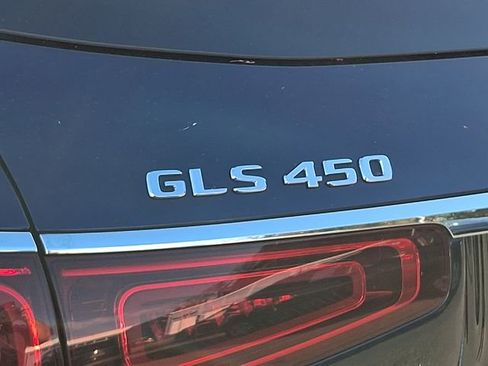 Used 2021 Mercedes-Benz GLS 450 4MATIC image 39