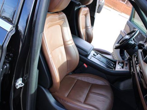 Used 2021 Lincoln Aviator Reserve w/ Equipment Group 208A image 17