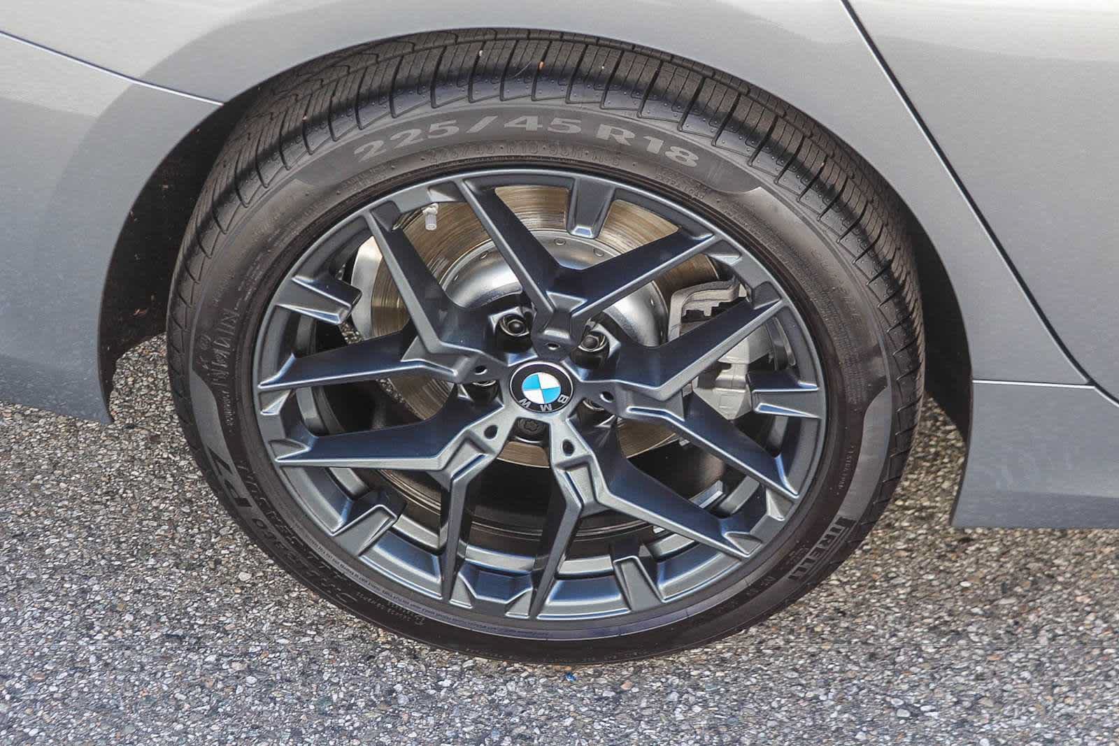Used 2026 BMW 330i Sedan w/ Convenience Package RWD image 17