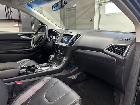 Used 2016 Ford Edge Titanium w/ Equipment Group 301A image 22