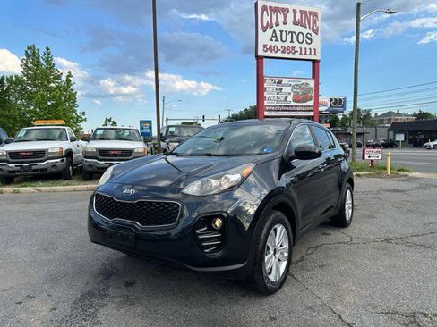 Used 2017 Kia Sportage LX AWD/4WD image 9