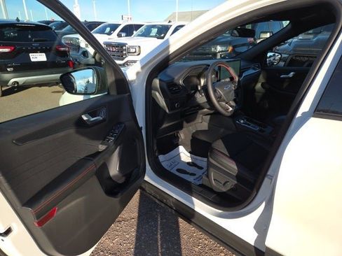 New 2026 Ford Escape ST-Line w/ Tech Pack #1 image 16