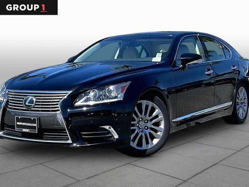 Used 2016 Lexus LS 460 w/ Comfort Package RWD image 1