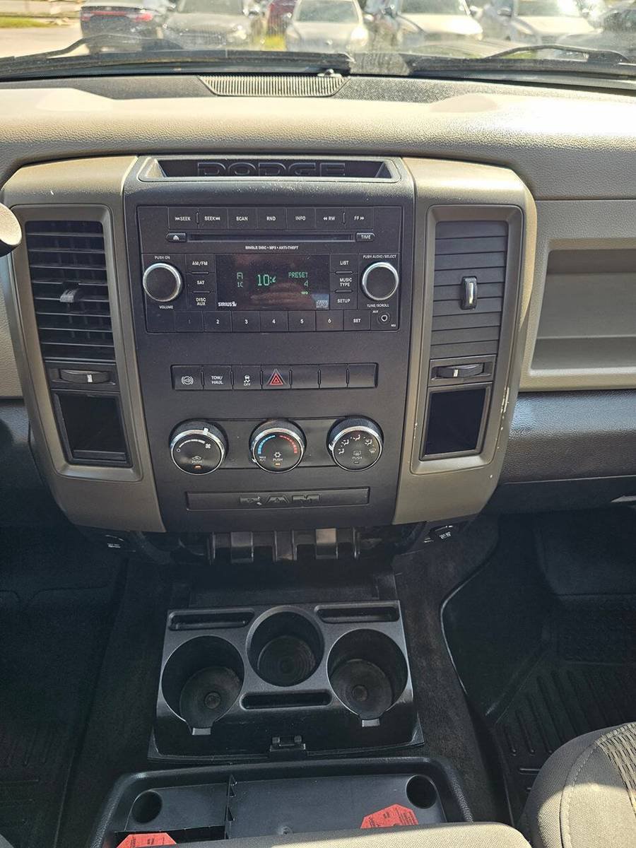 Used 2012 RAM 3500 ST w/ Chrome Appearance Group RWD image 15