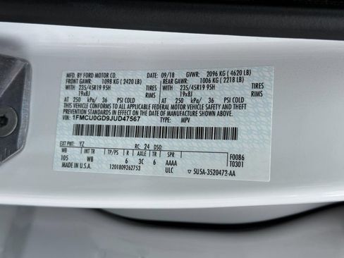 Used 2018 Ford Escape SE w/ SE Sport Appearance Package FWD image 27