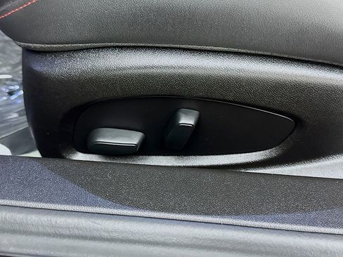 Used 2018 Chevrolet Camaro ZL1 RWD image 22