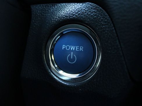 Used 2022 Toyota RAV4 XLE w/ Convenience Package AWD/4WD image 37