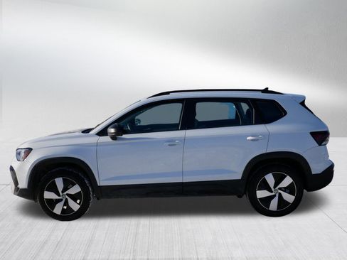 Certified 2025 Volkswagen Taos S image 4