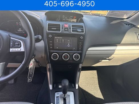 Used 2018 Subaru Forester 2.5i Premium AWD/4WD image 22