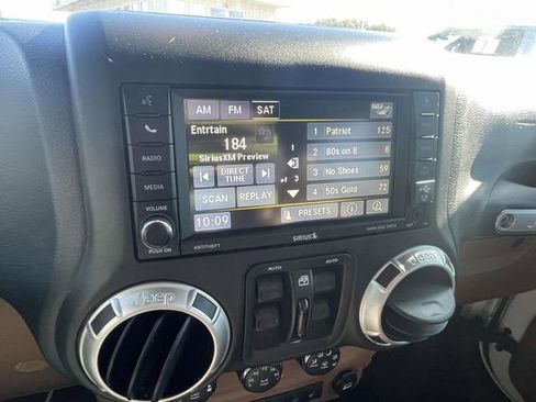 Used 2017 Jeep Wrangler Unlimited Sahara w/ Dual Top Group image 20