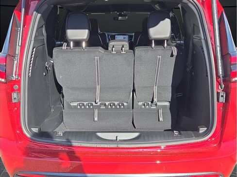 New 2026 Chrysler Pacifica Select w/ S Appearance Package image 13