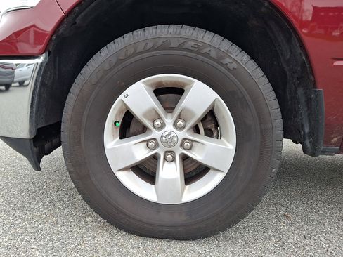 Used 2024 RAM 1500 Classic SLT image 27