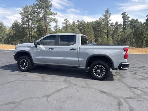 Used 2025 Chevrolet Silverado 1500 ZR2 w/ Technology Package AWD/4WD image 6