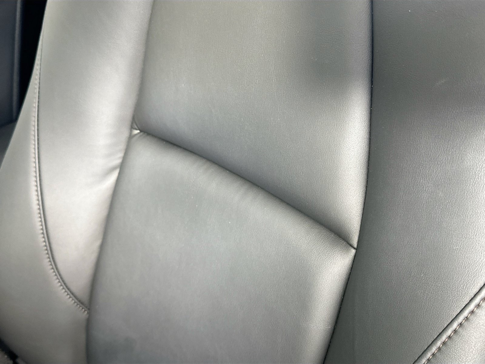 Used 2025 MAZDA MAZDA3 s FWD image 18