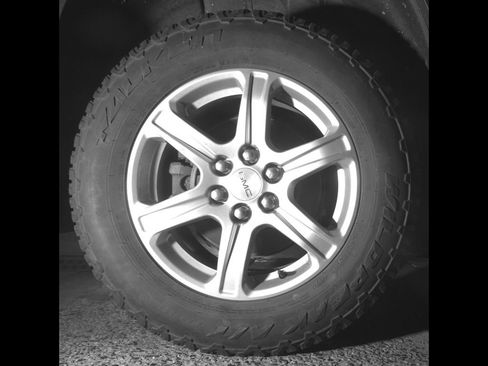 Certified 2017 GMC Acadia SLE AWD/4WD image 13