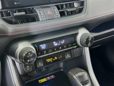 Certified 2022 Toyota RAV4 XSE image 15