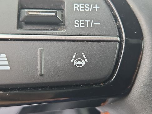 Used 2024 Honda HR-V Sport image 27