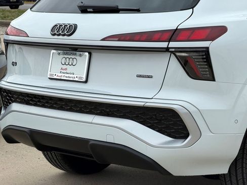 New 2026 Audi Q3 quattro 2.0T image 8