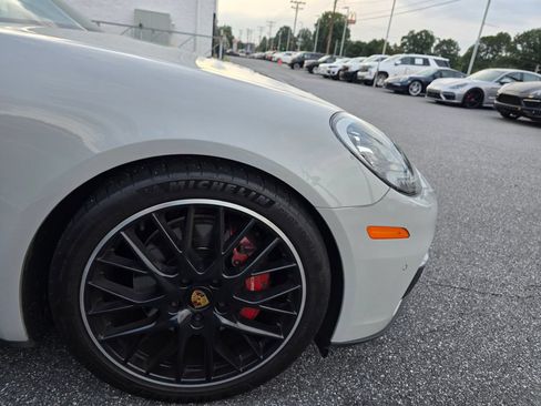 Used 2018 Porsche Panamera 4S AWD/4WD image 5