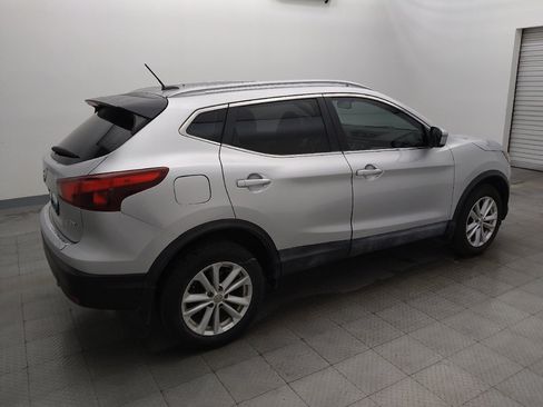 Used 2018 Nissan Rogue Sport SV FWD image 10
