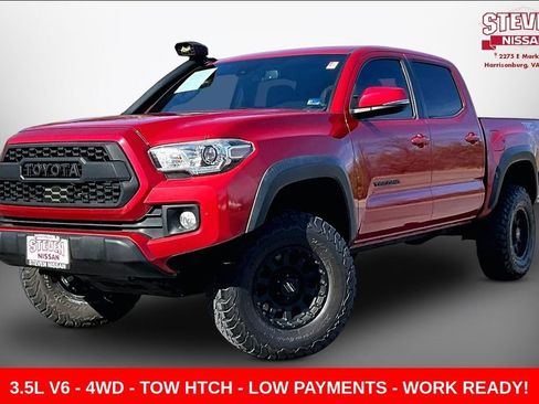 Used 2019 Toyota Tacoma TRD Off-Road w/ Technology Package AWD/4WD image 3