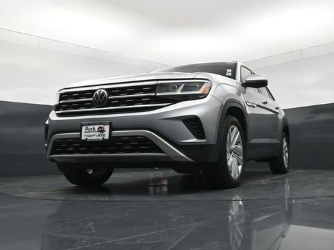 Used 2021 Volkswagen Atlas Cross Sport SE w/ Panoramic Sunroof Package AWD/4WD image 23
