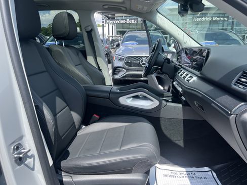 Certified 2024 Mercedes-Benz GLE 450 4MATIC w/ AMG Line Exterior image 35
