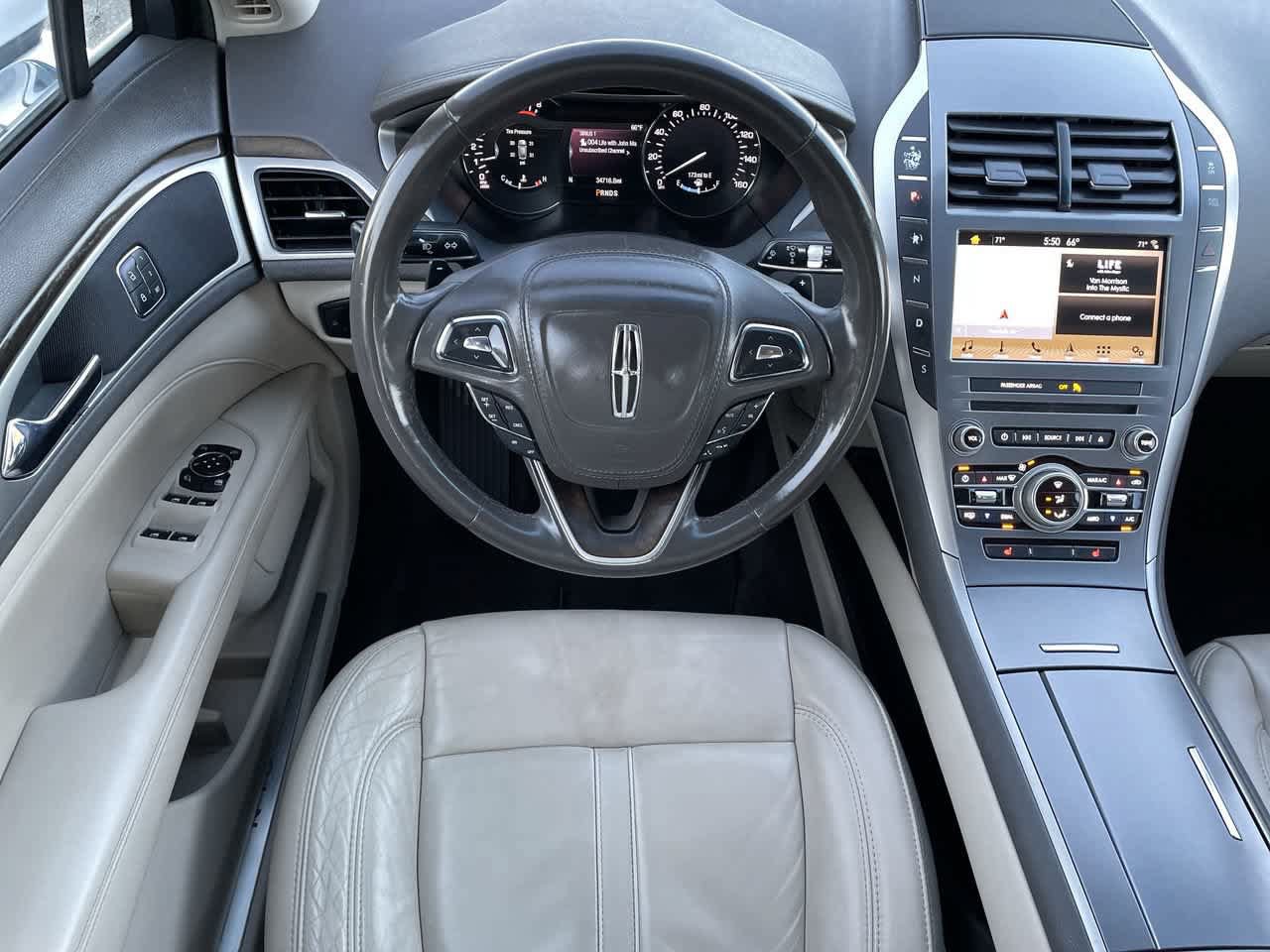 Used 2017 Lincoln MKZ Select w/ Select Plus Package FWD image 11