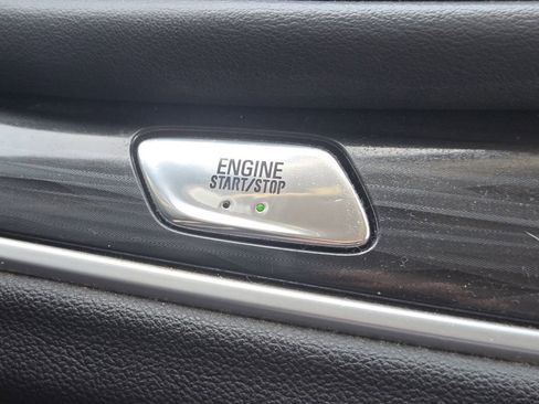 Used 2021 Buick Enclave Essence w/ Sound and Sites Package image 22