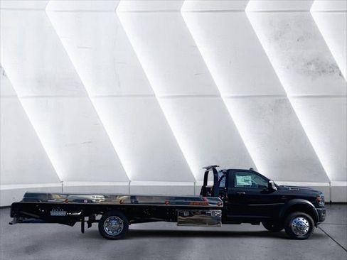 New 2026 RAM 5500 Tradesman image 26