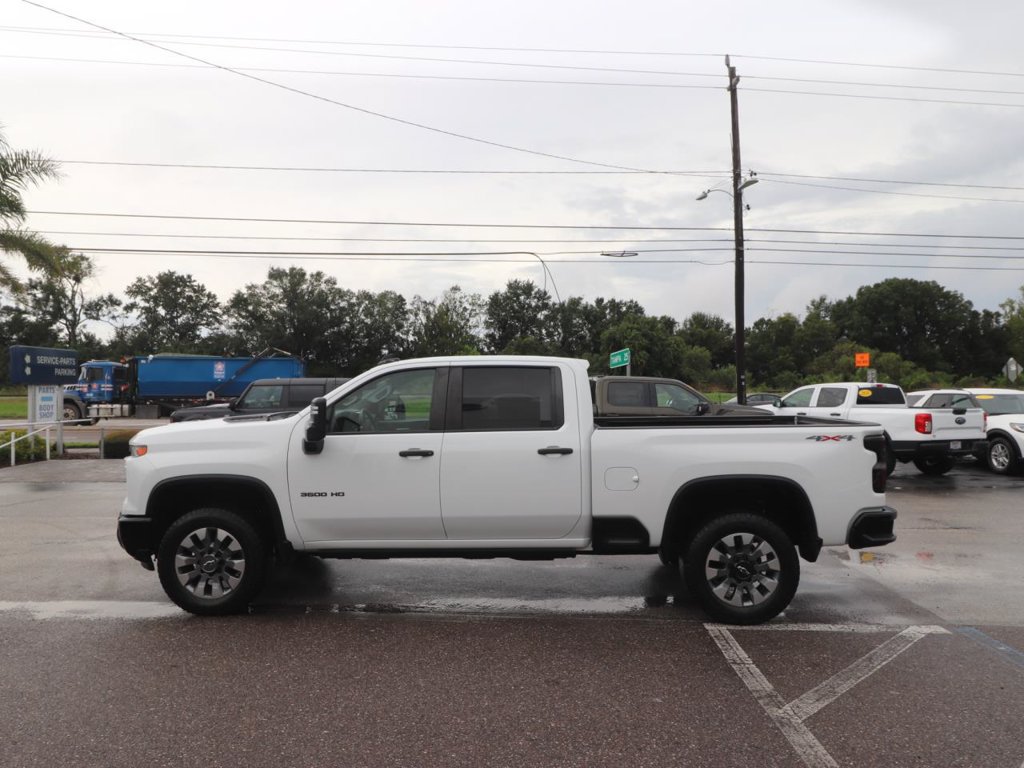 Used 2024 Chevrolet Silverado 2500 Custom w/ Custom Value Package AWD/4WD image 8