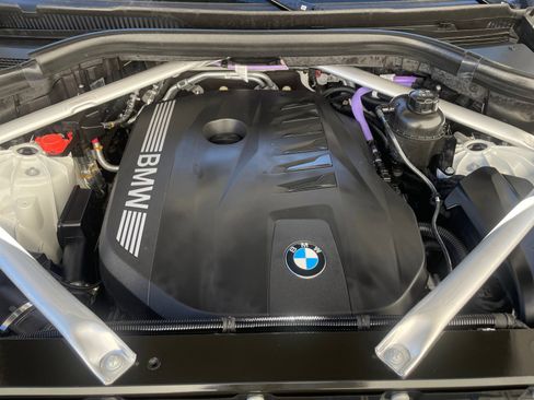 Used 2025 BMW X5 xDrive40i w/ Premium Package image 21