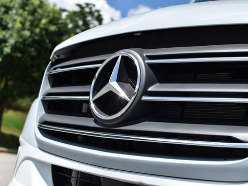 Used 2023 Mercedes-Benz Sprinter 3500 image 8