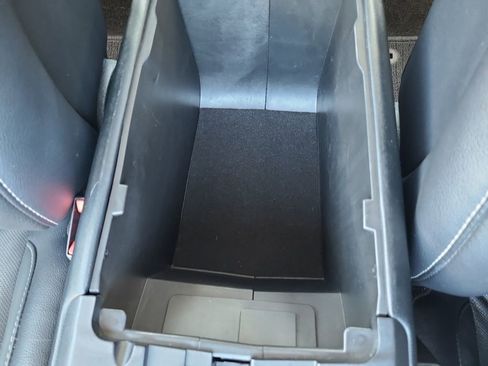 Used 2020 Ford Fusion Titanium image 25