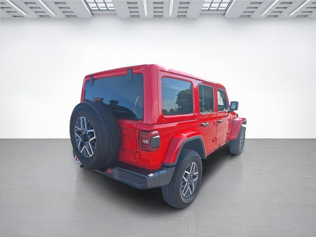 Used 2025 Jeep Wrangler Unlimited Sahara AWD/4WD image 34