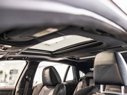 Used 2022 Lexus LS 500 F Sport image 19