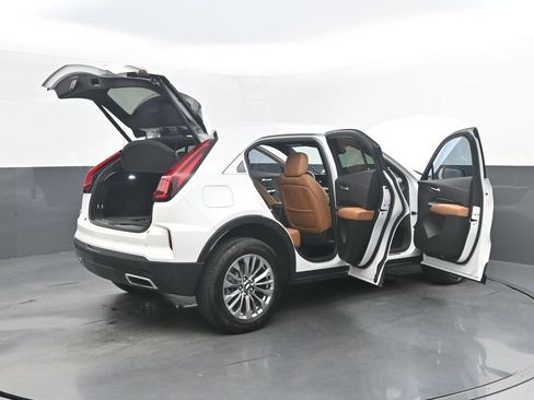 Used 2024 Cadillac XT4 Premium Luxury w/ Active Safety Package FWD image 45