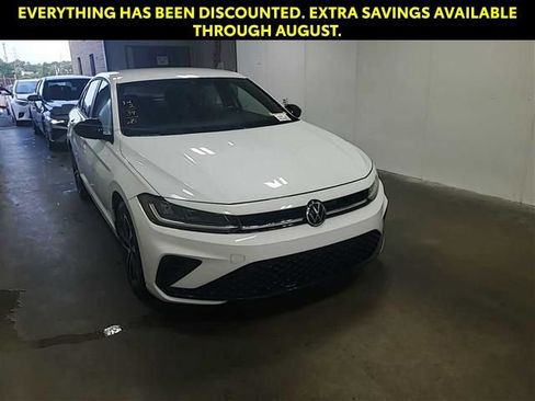 Used 2025 Volkswagen Jetta Sport FWD image 1