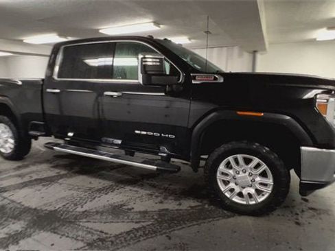 Used 2020 GMC Sierra 2500 SLT w/ SLT Premium Plus Package image 2