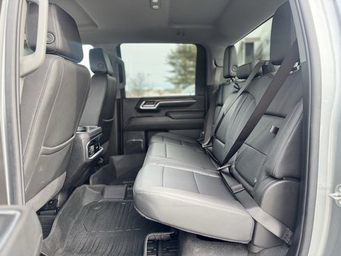 Used 2024 GMC Sierra 2500 SLT w/ SLT Convenience Package image 25