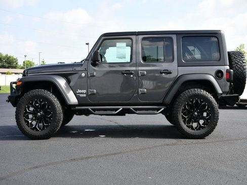 Used 2018 Jeep Wrangler Unlimited Sport S AWD/4WD image 4