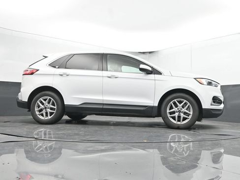 Used 2024 Ford Edge SEL AWD/4WD image 42