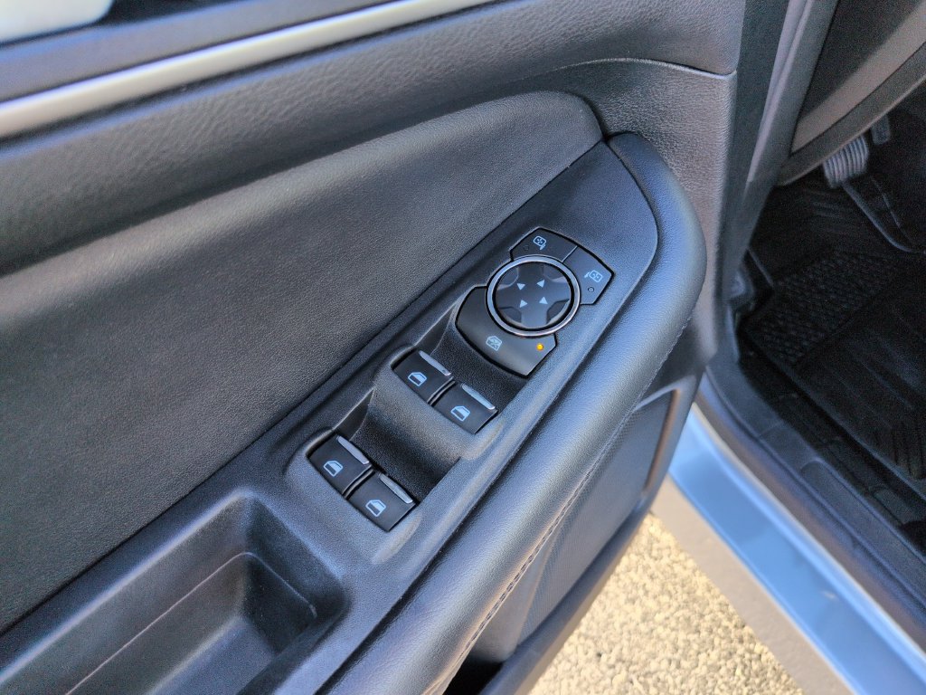 Used 2022 Ford Edge SEL AWD/4WD image 11