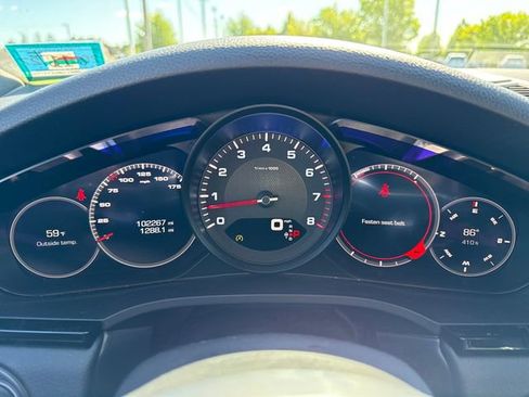 Used 2019 Porsche Cayenne AWD/4WD image 23